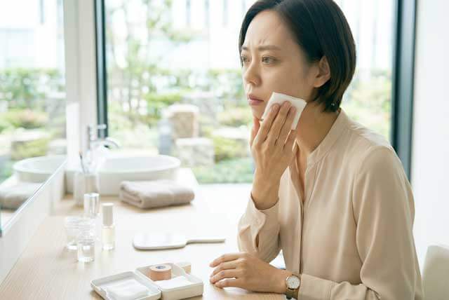 女性